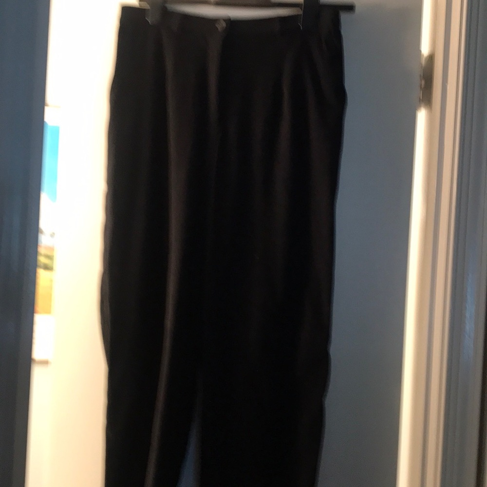 Women’s pants. Polyester / spandex. Norton 12p.